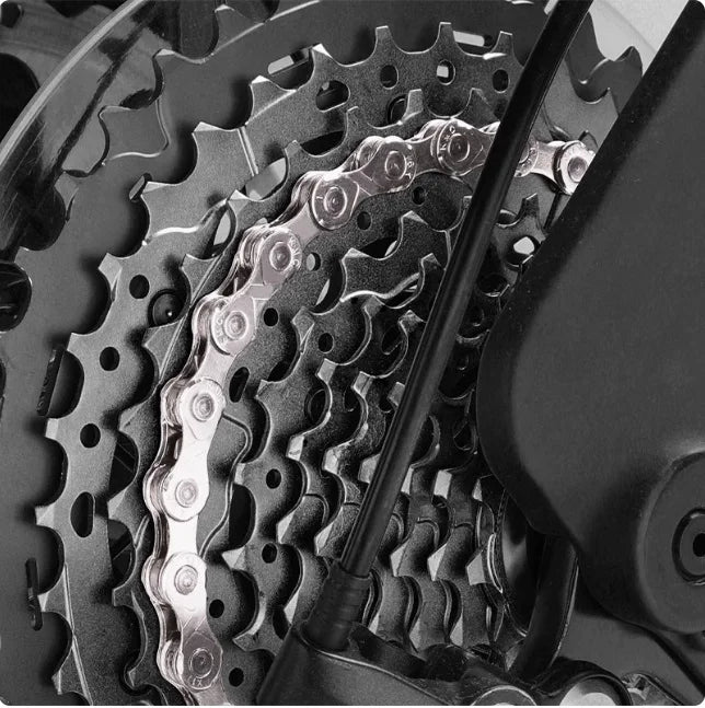 KMC e-Bike Chain E8 E9 E10 E11 E12 8-12 Speed 136 Links Anti-Rust EPT Electric Bicycle Chain with PowerLink - Original Box